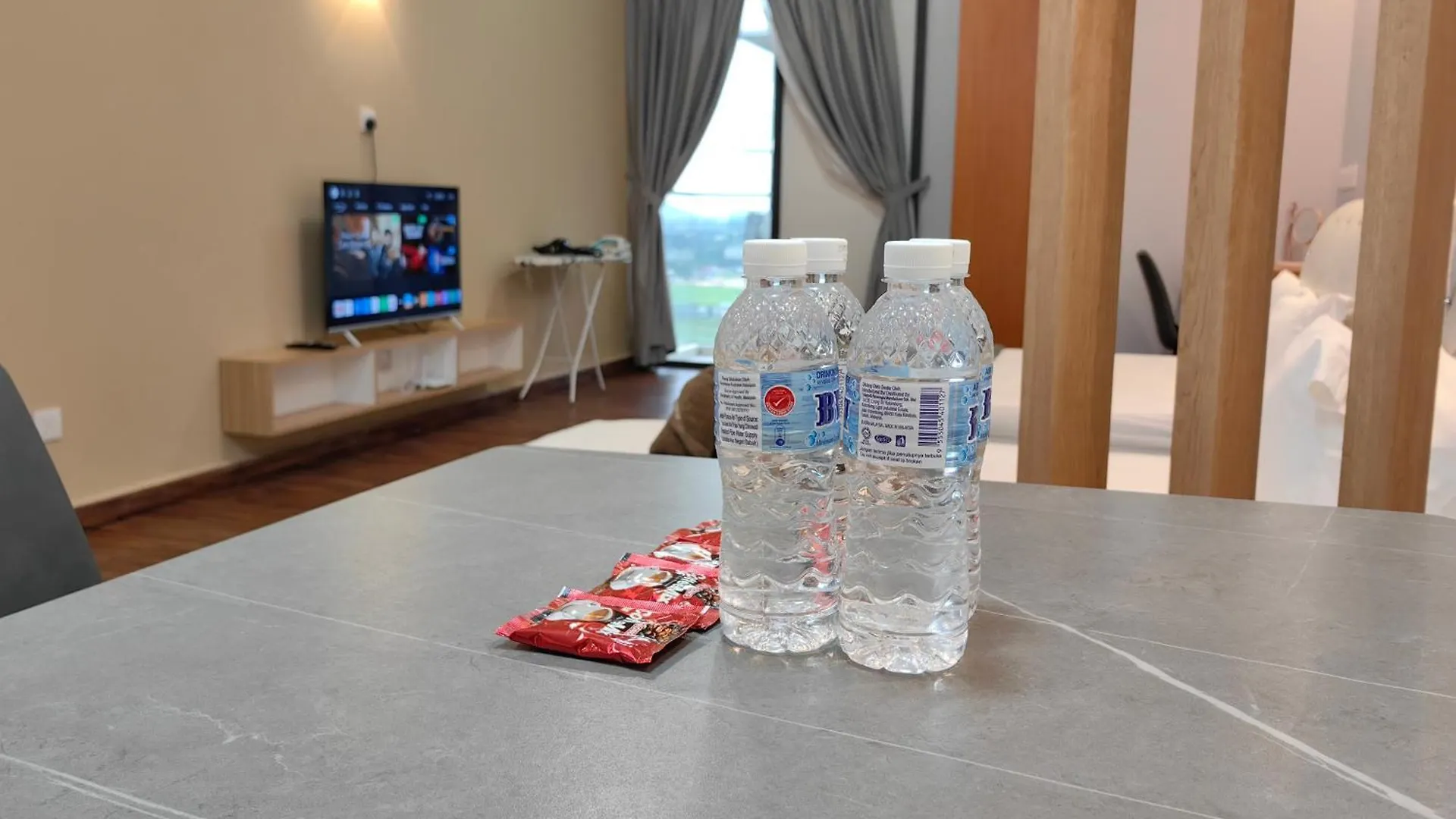 Near Airport K Avenue Family Room Donggongon 0*,