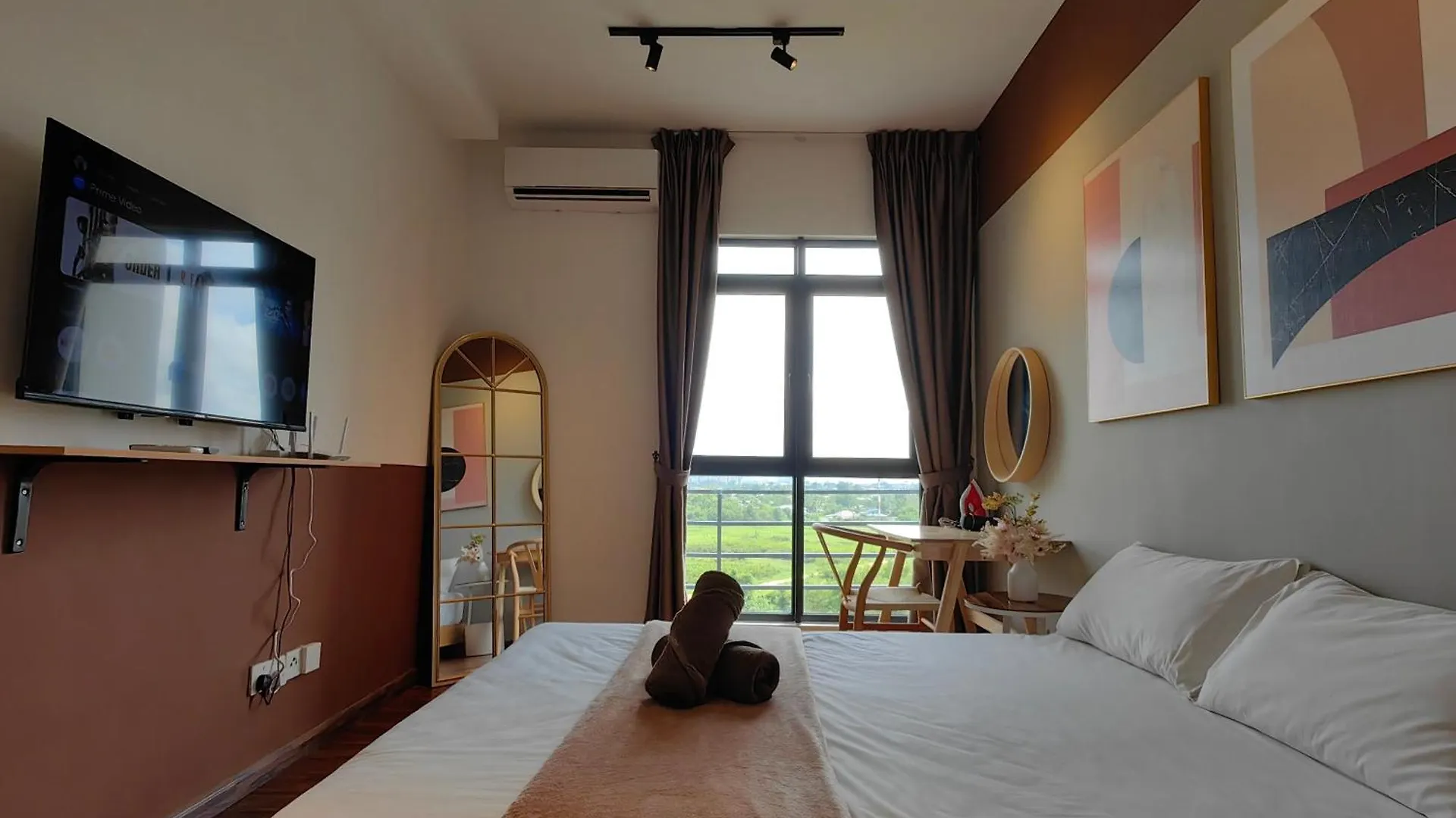 Near Airport K Avenue Family Room Donggongon Apartment